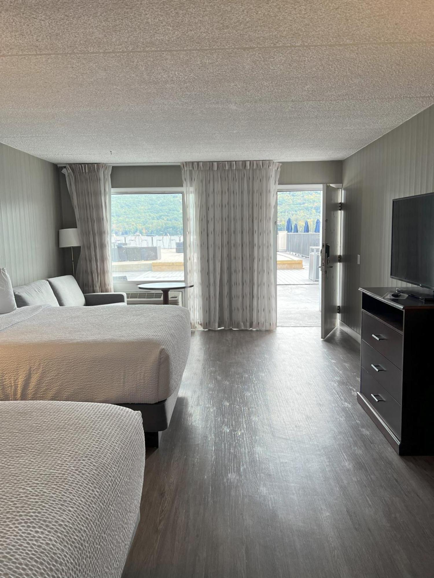Georgian Lakeside Resort เลคจอร์จ ภายนอก รูปภาพ